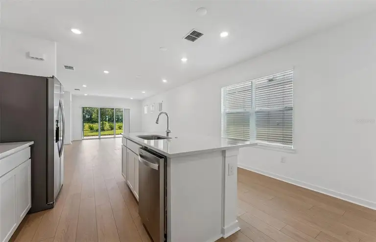6287 BROAD FIELD AVE — photo 5