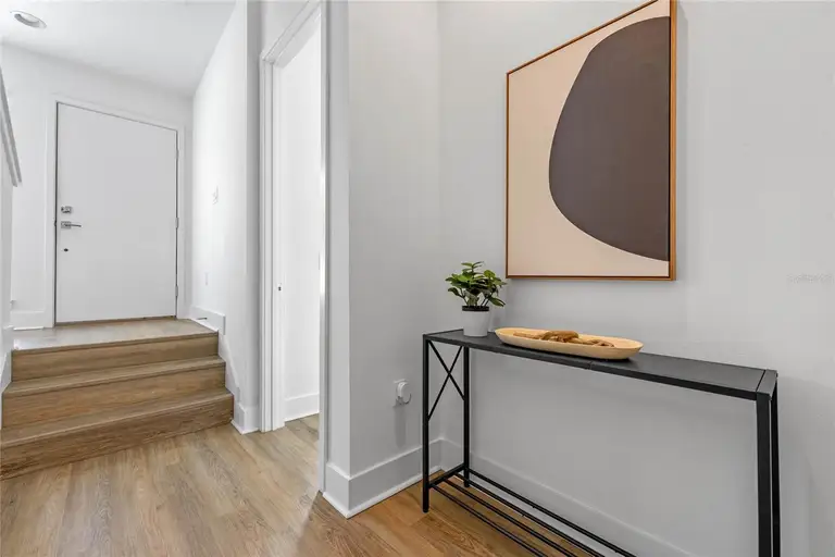 52 W HARDING ST #A — photo 5