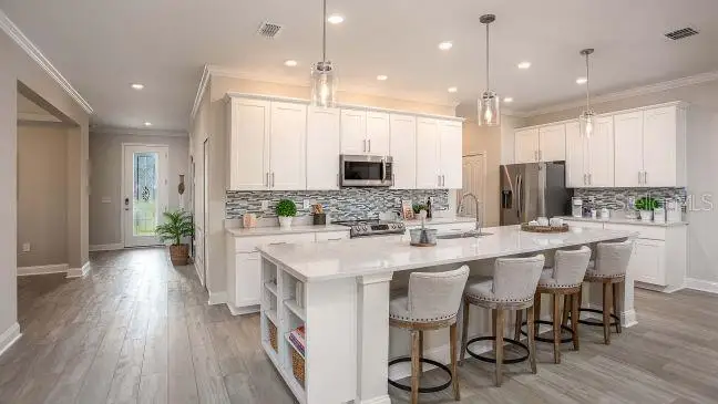 65 BELLS OF IRELAND CT — photo 4