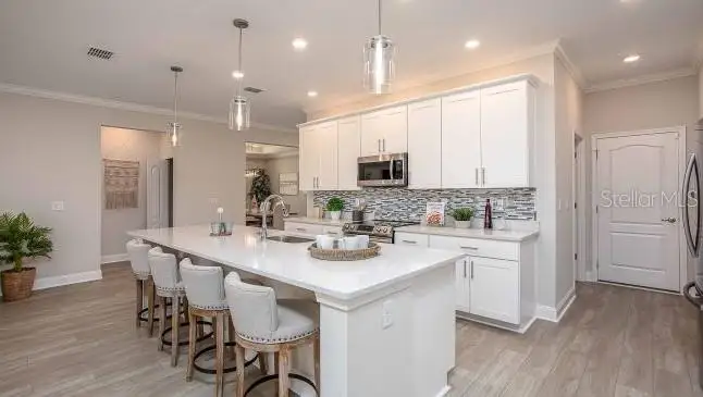65 BELLS OF IRELAND CT — photo 5