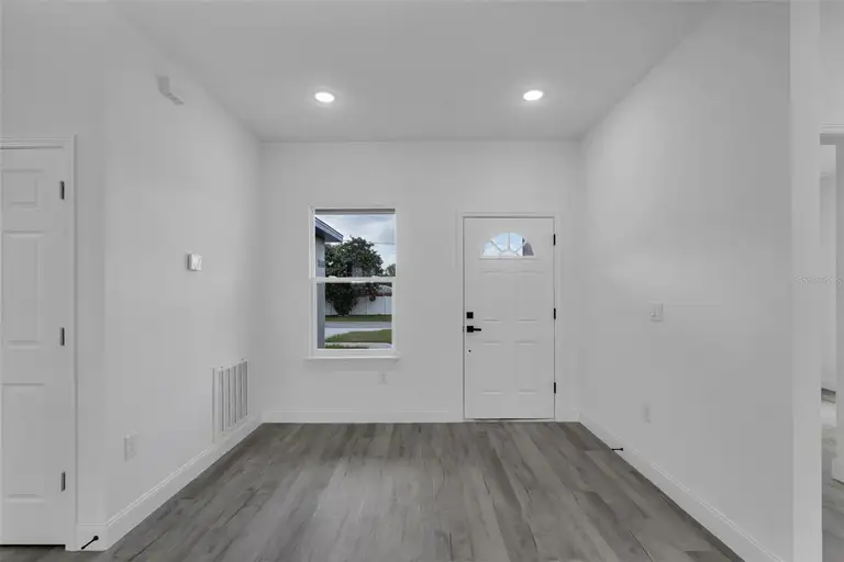 2211 SW 153RD PLACE — photo 4