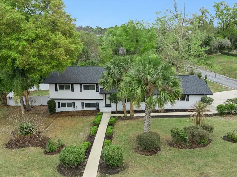 1450 HILLTOP DR — photo 3