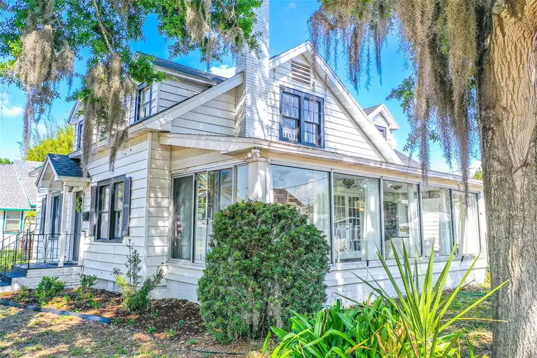 325 E JOHNSON AVE — photo 4