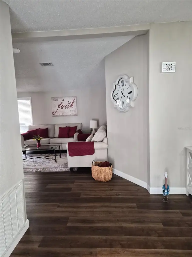 508 SAINT ANDREWS BLVD — photo 4