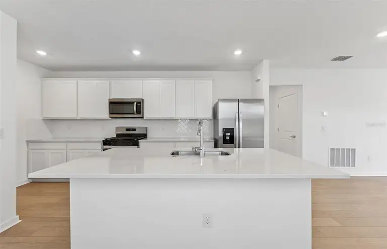 5342 SPRING MAIDEN CIR — photo 4