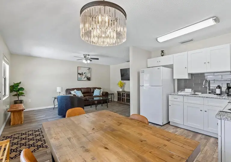 1 BRITTANY LN — photo 3