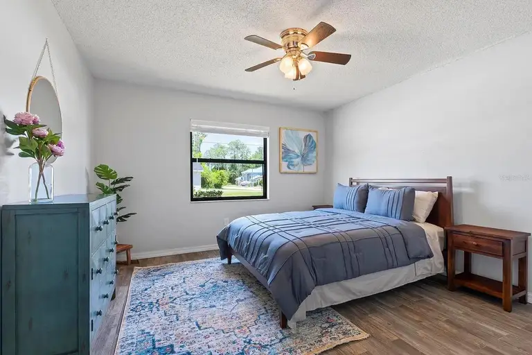 1 BRITTANY LN — photo 5