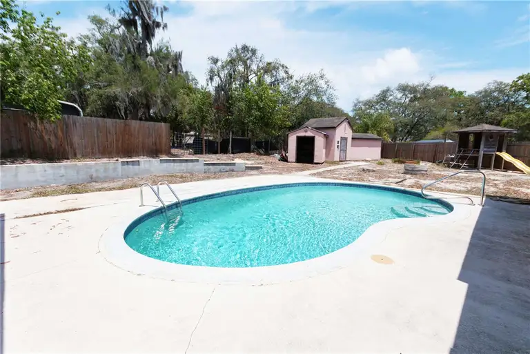 9939 WOODRIDGE CT — photo 3