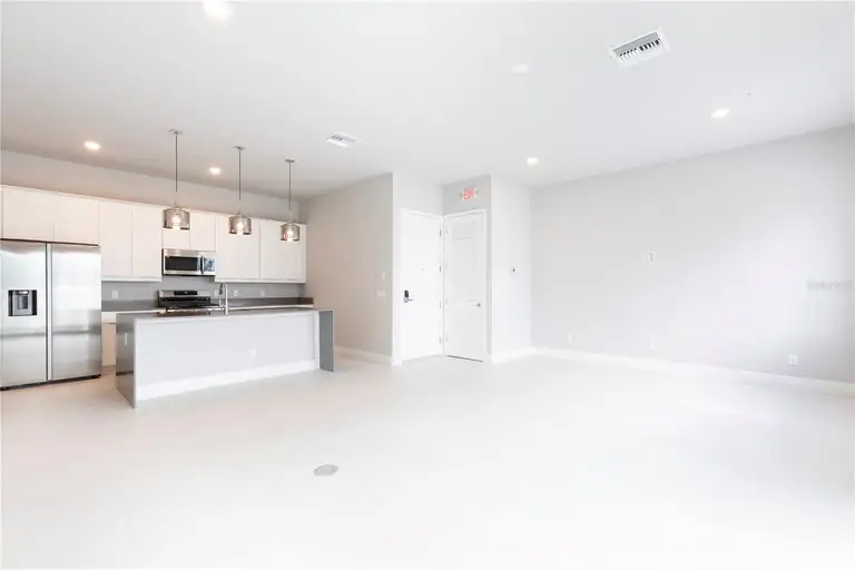7760 SANDY RIDGE DR #121 — photo 4