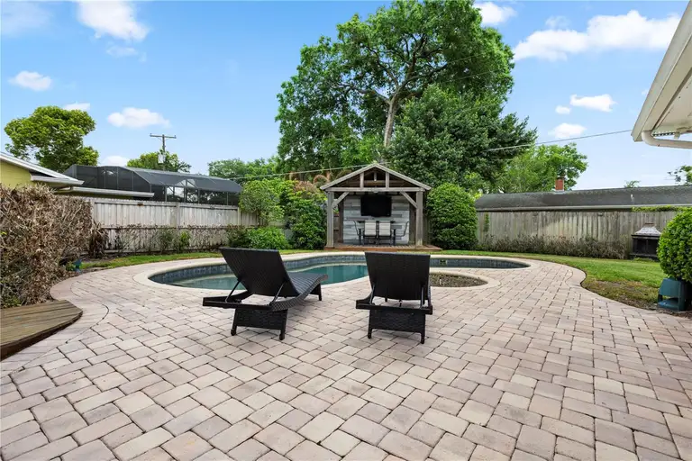 2130 DELORAINE TRL — photo 3