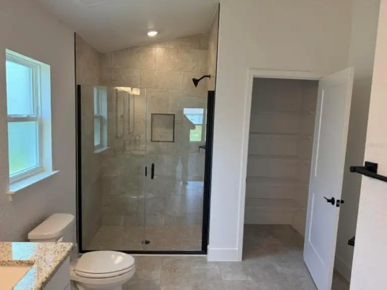 2397 NW 23RD AVE — photo 4