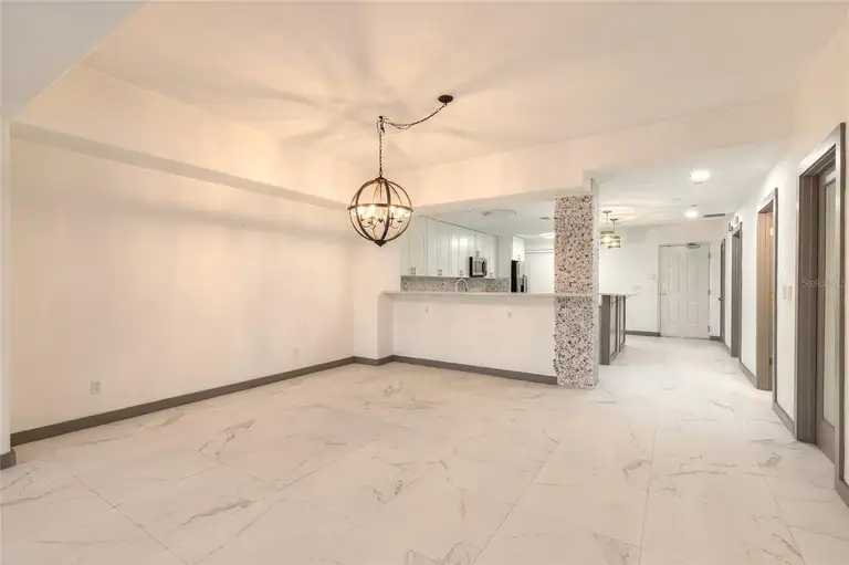 424 LUNA BELLA LN #416C — photo 5