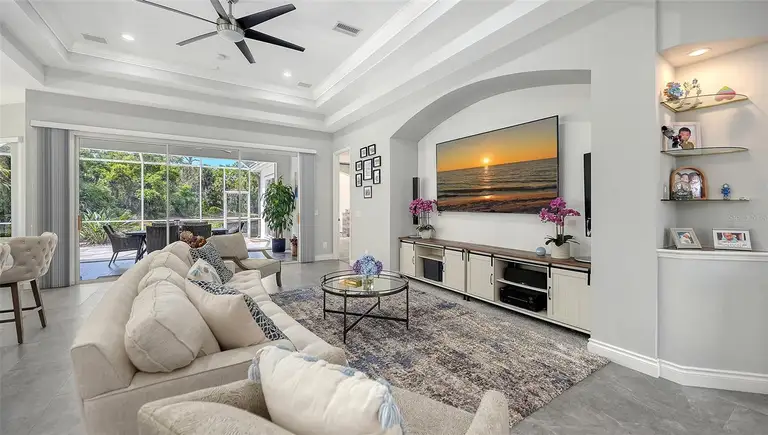 9000 WILLOW BROOK DR — photo 3