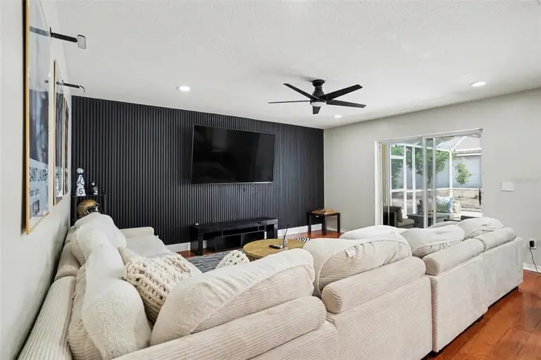 8105 RIVER MONT WAY — photo 5