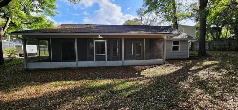 370 S COBBLE CT — photo 2