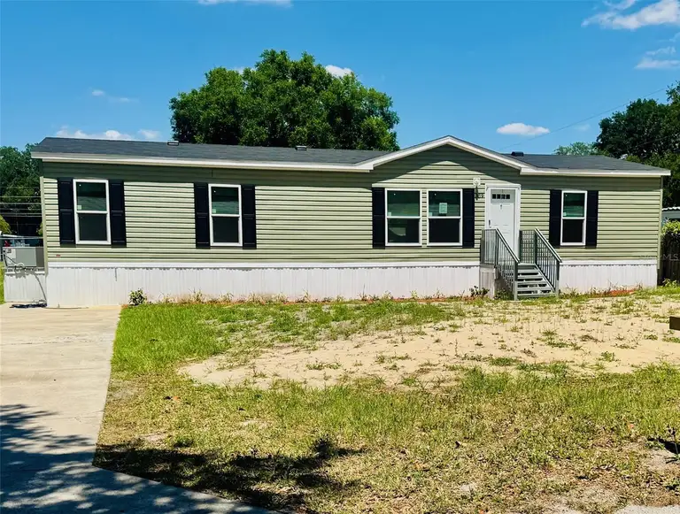 389 WATERVIEW DR — photo 2
