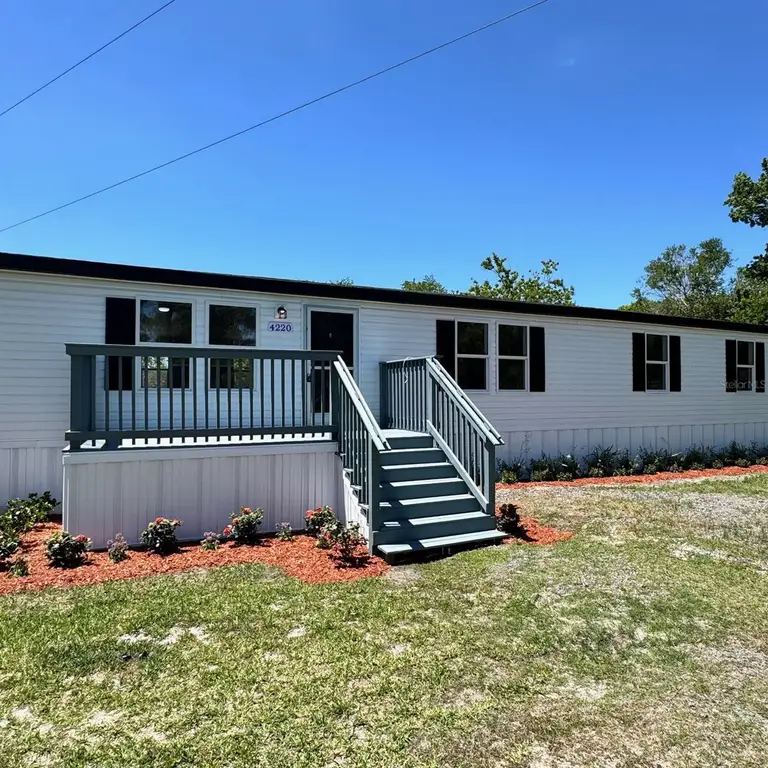 4220 OLD DIXIE HWY — photo 2