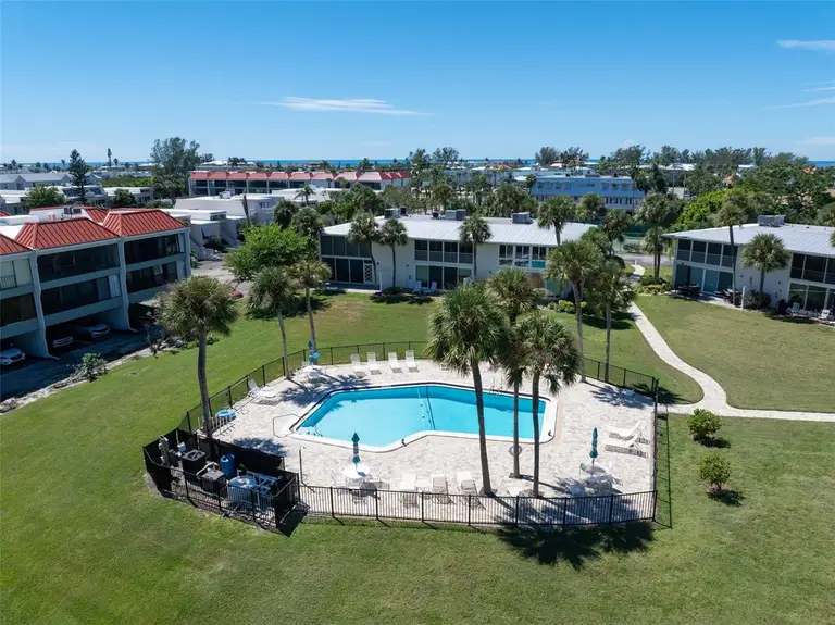 749 MANATEE AVE #749 — photo 3