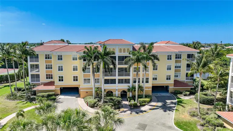 255 W END DR #3306