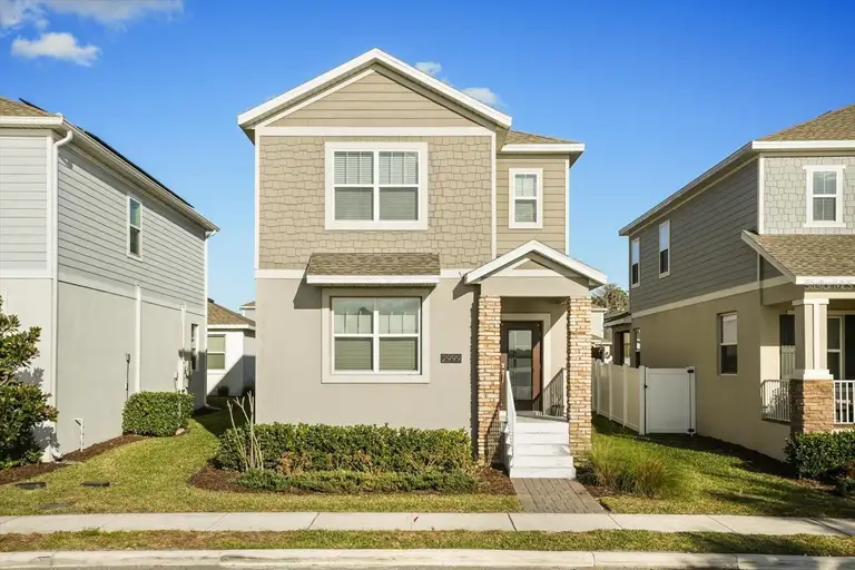 2999 ADDISON BLVD