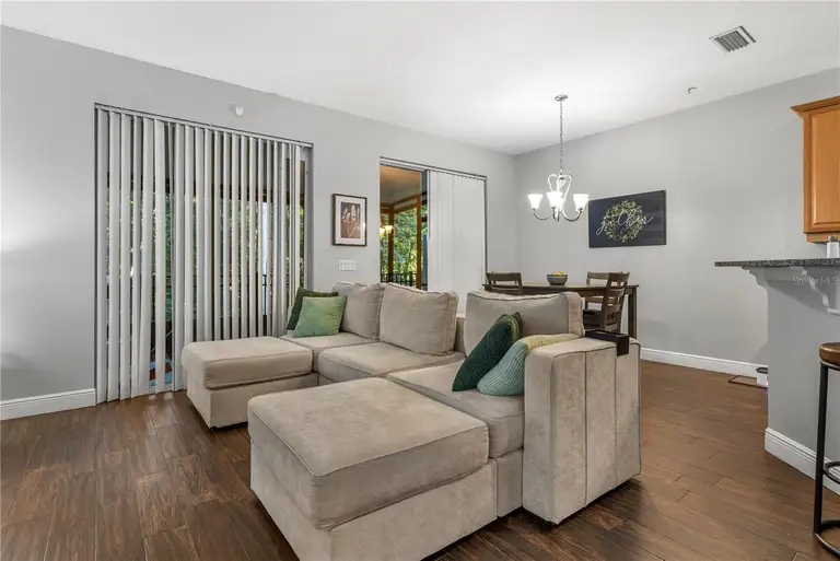 576 PINEBRANCH CIR — photo 5