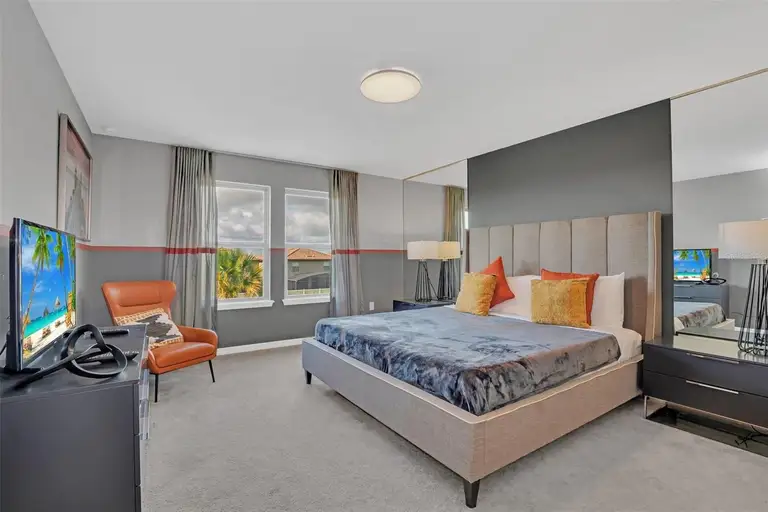 8900 SYDNEY AVE — photo 3