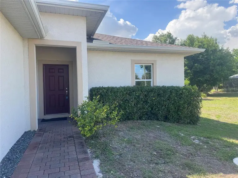 108 BOXWOOD LN — photo 2