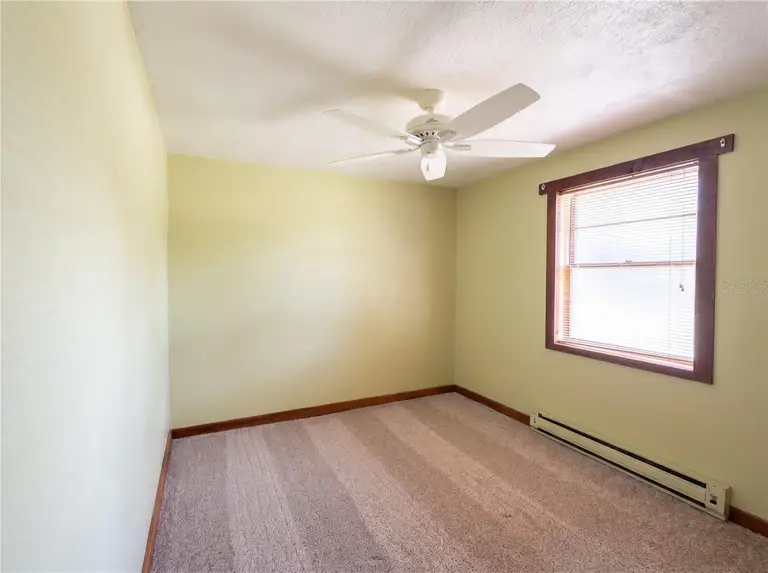 1385 BENDER AVE — photo 4