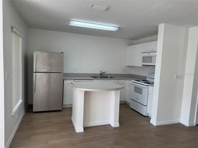 2834 CLUB CORTILE CIR — photo 3