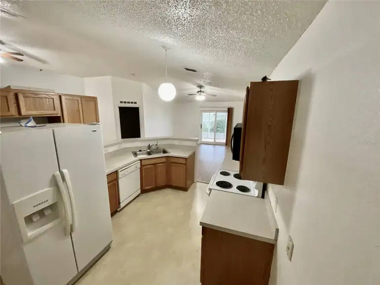 3992 WARBLER DR — photo 5