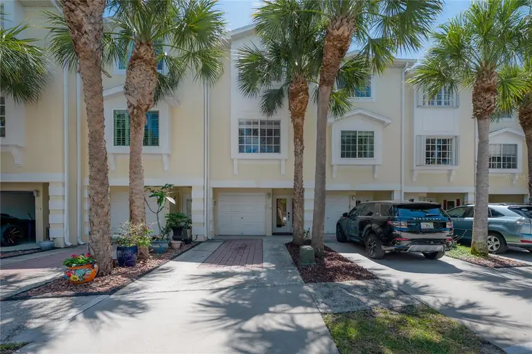 119 BRENT CIR — photo 2