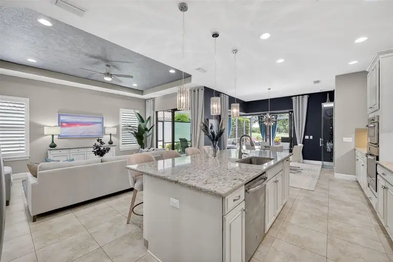 4543 TERRAZZA CT — photo 4