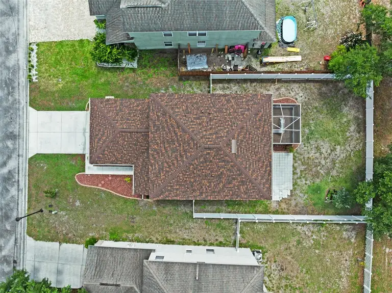 12607 CHENWOOD AVE — photo 2