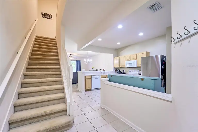 5014 POND RIDGE RD — photo 5