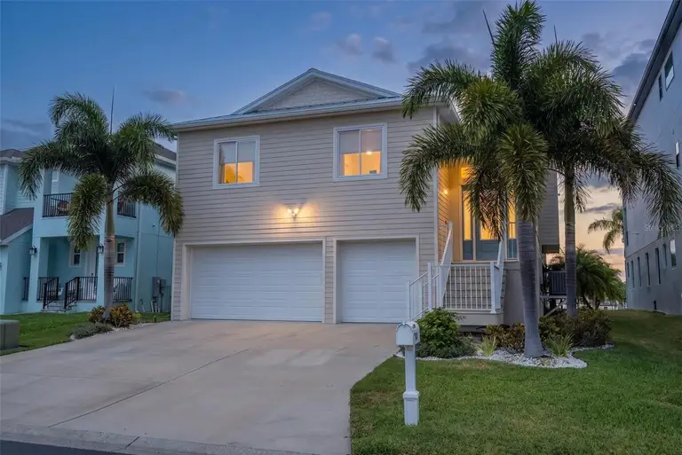 6291 SPOONBILL DR — photo 2