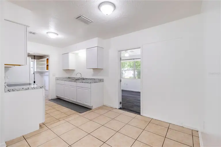 18 N HARRISON ST — photo 5