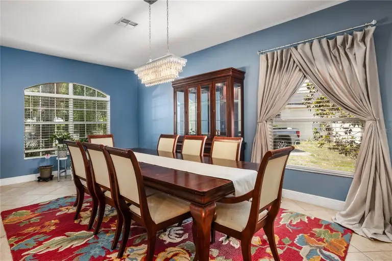 2289 HOME AGAIN RD — photo 5