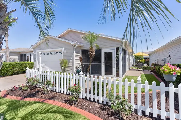 2437 SOUTHERN OAK ST — photo 4