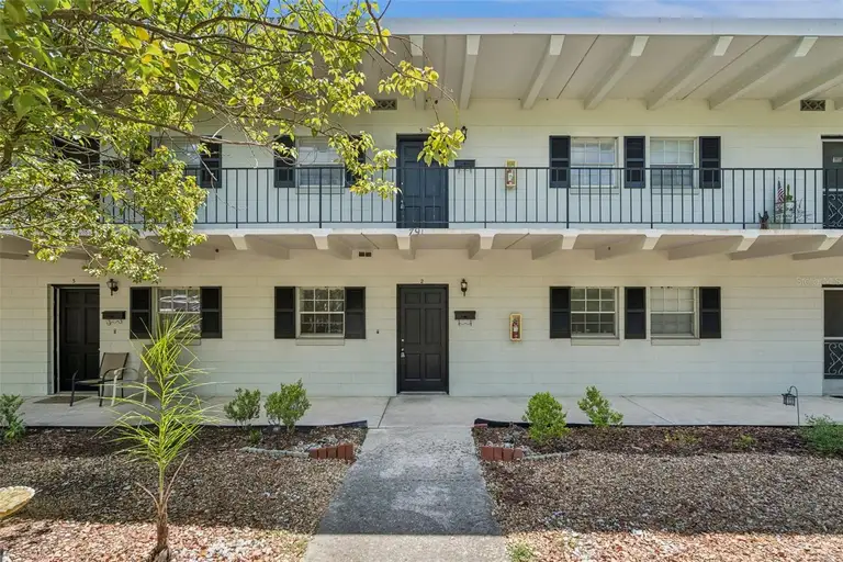 791 LAKE AVE #6