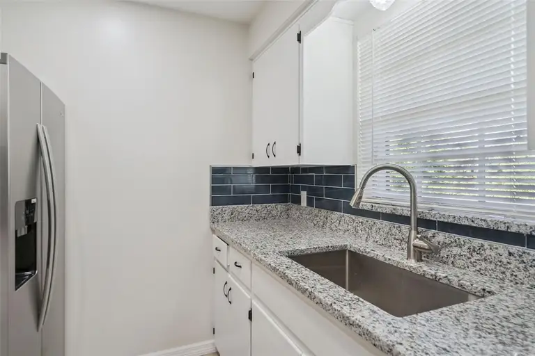 791 LAKE AVE #6 — photo 5
