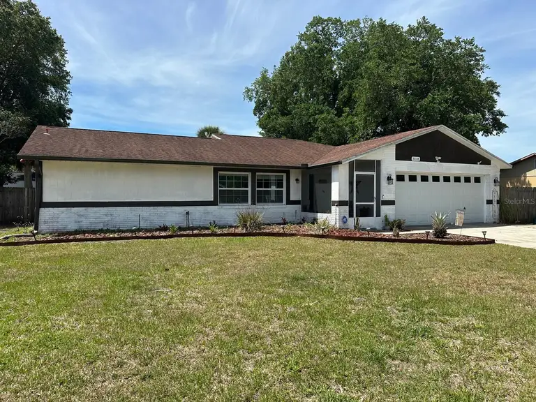 818 MENDOZA DR — photo 2