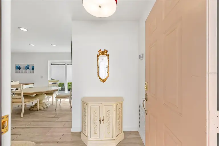 608 DELGADO AVE — photo 5