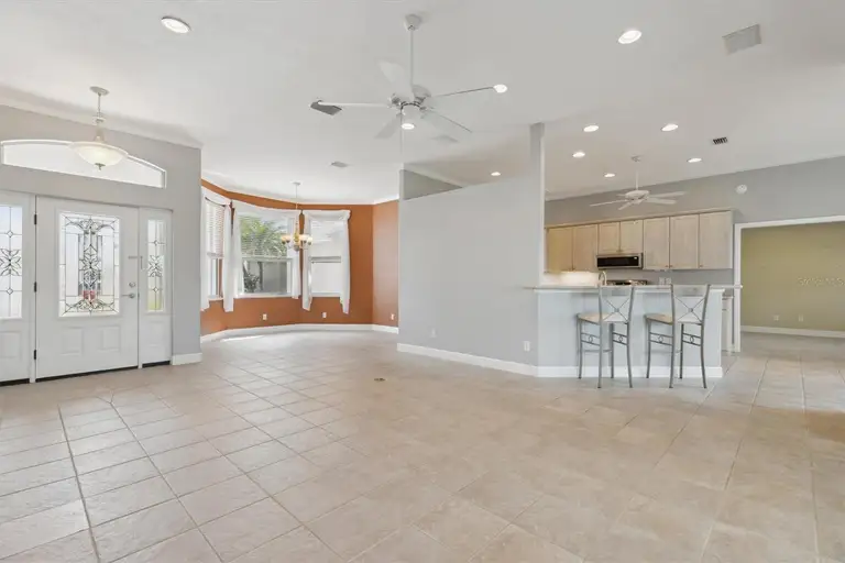 2270 BRIGHTWOOD CIR — photo 3