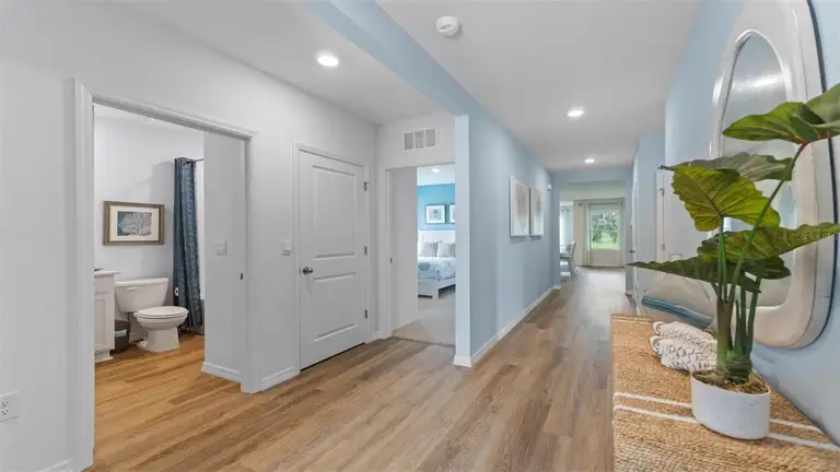 1344 FOUNTAIN VIEW ST — photo 3
