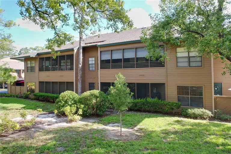 1006 LENNOX RD W #1006 — photo 2