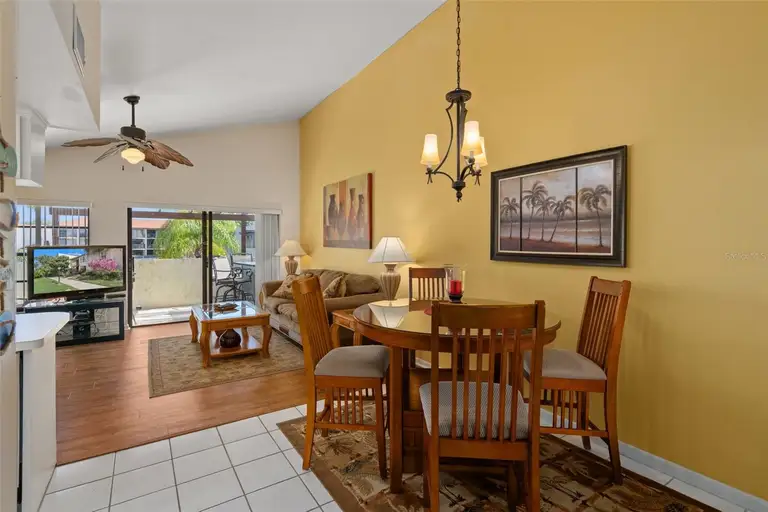 2571 CYPRUS DR #1-201 — photo 3