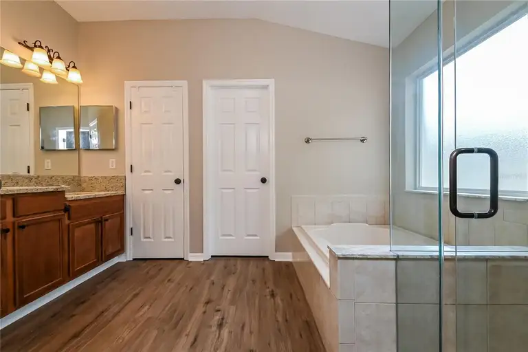2221 MOUNTAIN MEADOW WAY — photo 5