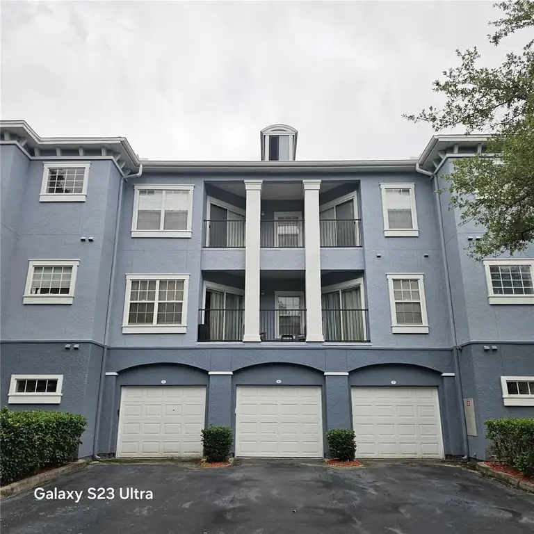 3561 CONROY RD #220