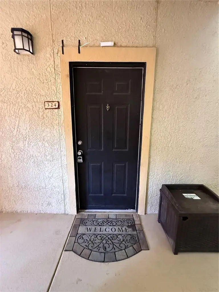 122 VISTA VERDI CIR #324 — photo 4