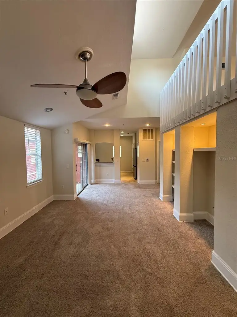 122 VISTA VERDI CIR #324 — photo 5